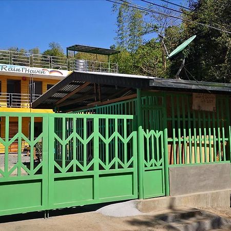 Rain Haven Lodging House Coron Bagian luar foto