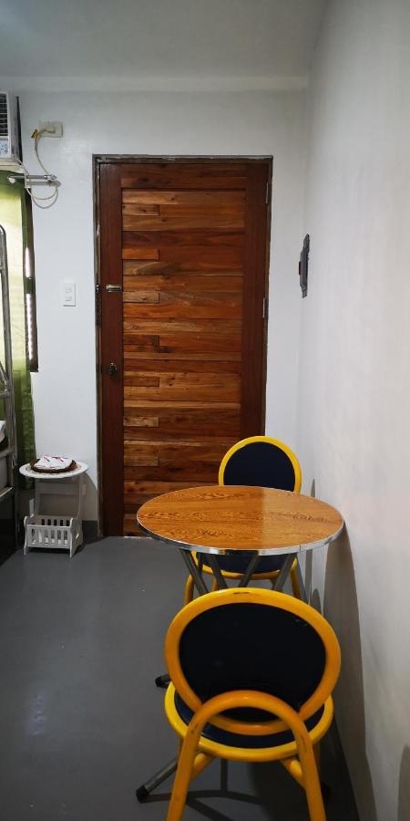 Rain Haven Lodging House Coron Bagian luar foto