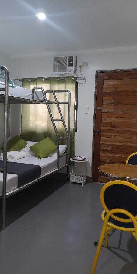 Rain Haven Lodging House Coron Bagian luar foto