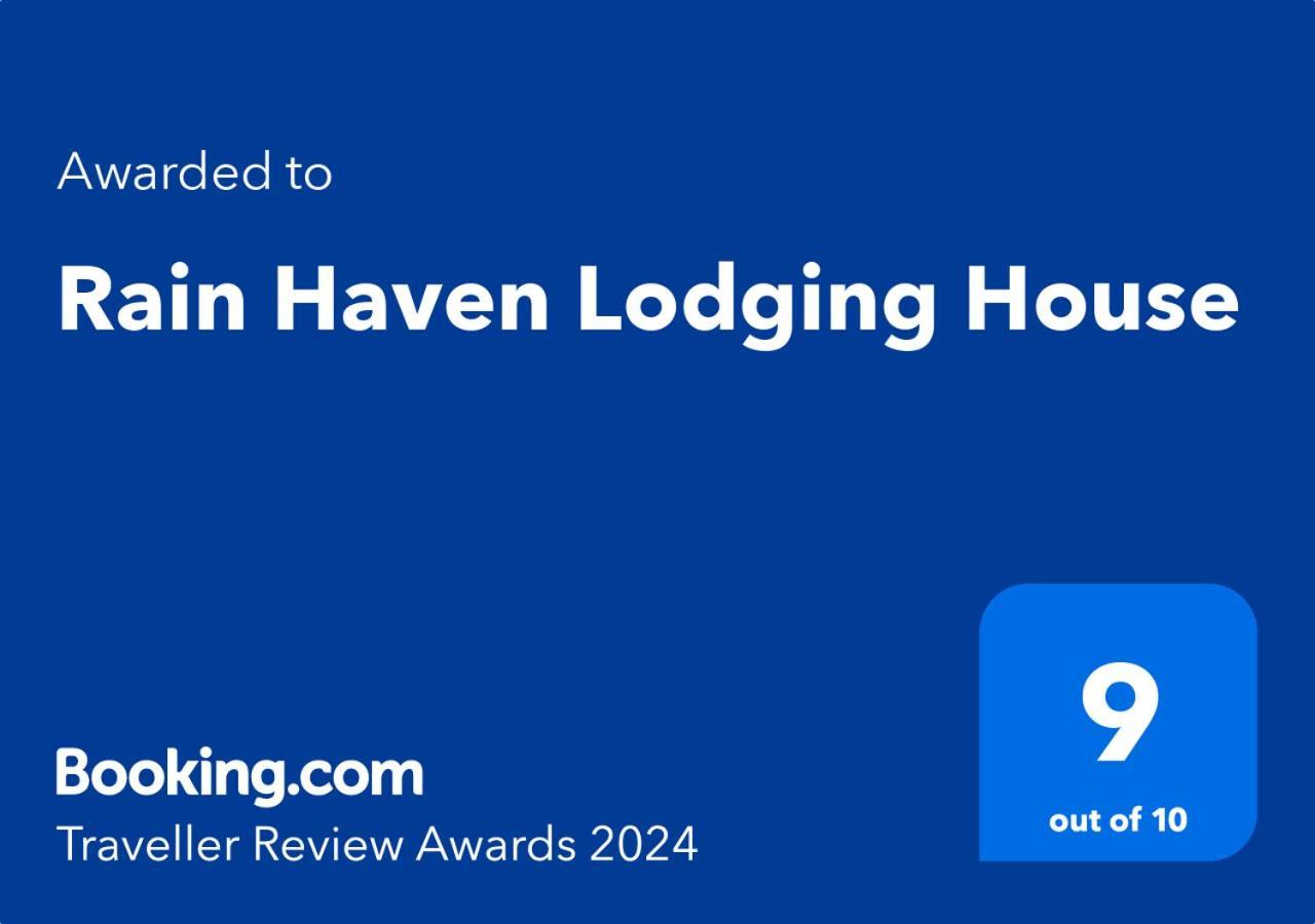 Rain Haven Lodging House Coron Bagian luar foto